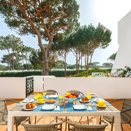 Falesia Ocean By The Portuguese Butler Albufeira