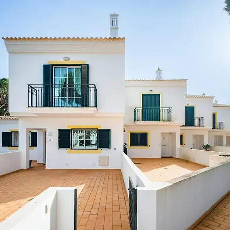 Falesia Ocean By The Portuguese Butler Villa *