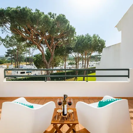 Falesia Ocean By The Portuguese Butler *