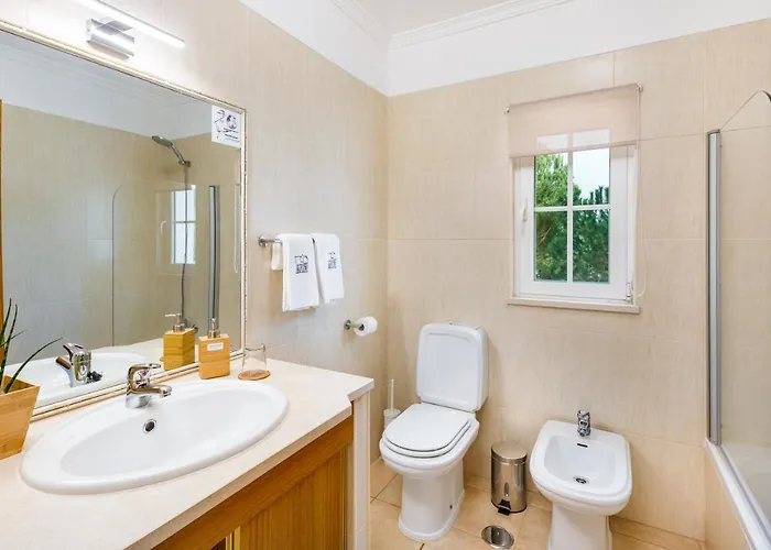 Villa Falesia Ocean By The Portuguese Butler Albufeira