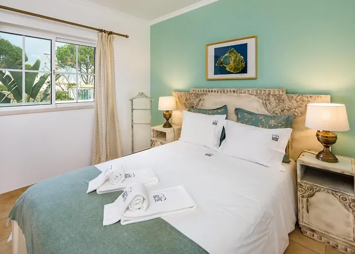 Falesia Ocean By The Portuguese Butler * Albufeira