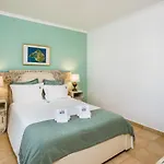 Villa Falesia Ocean By The Portuguese Butler Albufeira