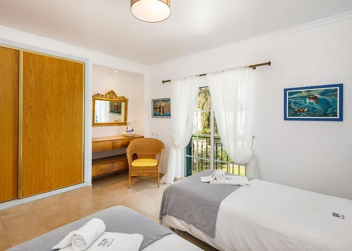 Falesia Ocean By The Portuguese Butler ヴィラ アルブフェイラ