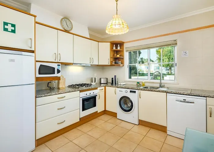 Falesia Ocean By The Portuguese Butler ヴィラ *